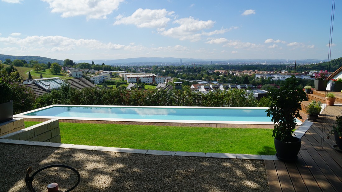 It's much nicer to bathe in your own pool - ProMinent